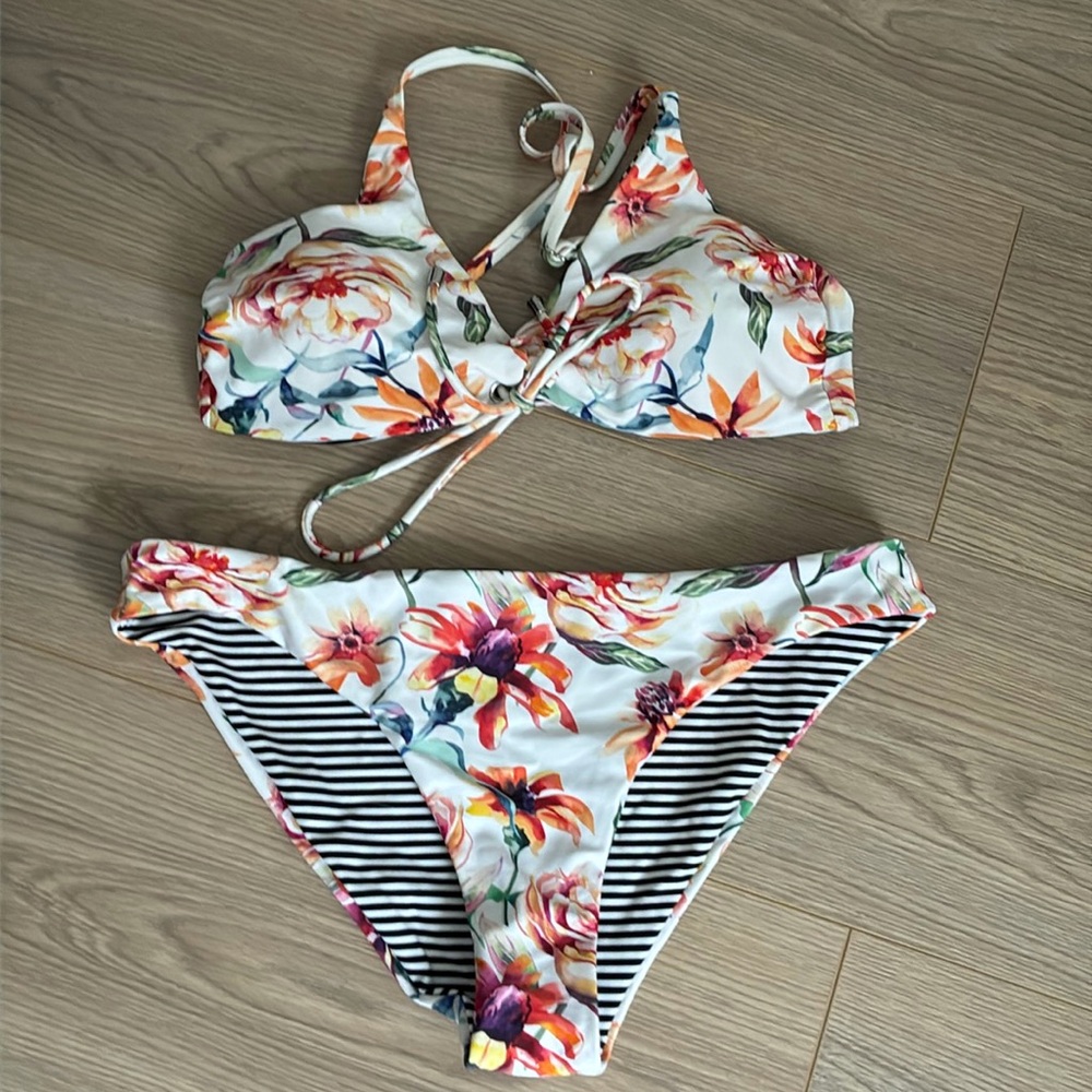 Reversible Cupshe Bikini